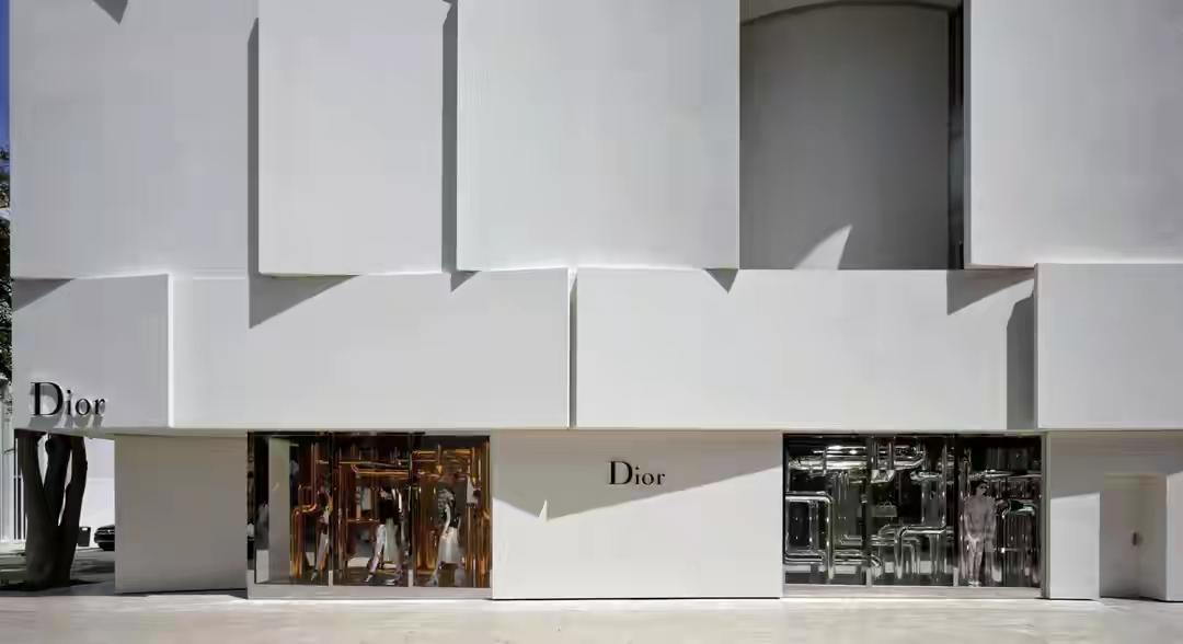 Dior 迪奥迈阿密精品店外观欣赏\服装店设计