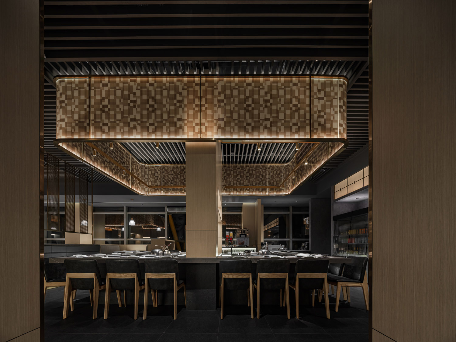 深圳餐厅设计丨大渔铁板烧：氛围升腾，久违烟火