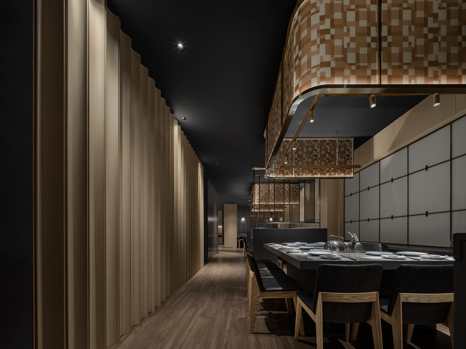 深圳餐厅设计丨大渔铁板烧：氛围升腾，久违烟火
